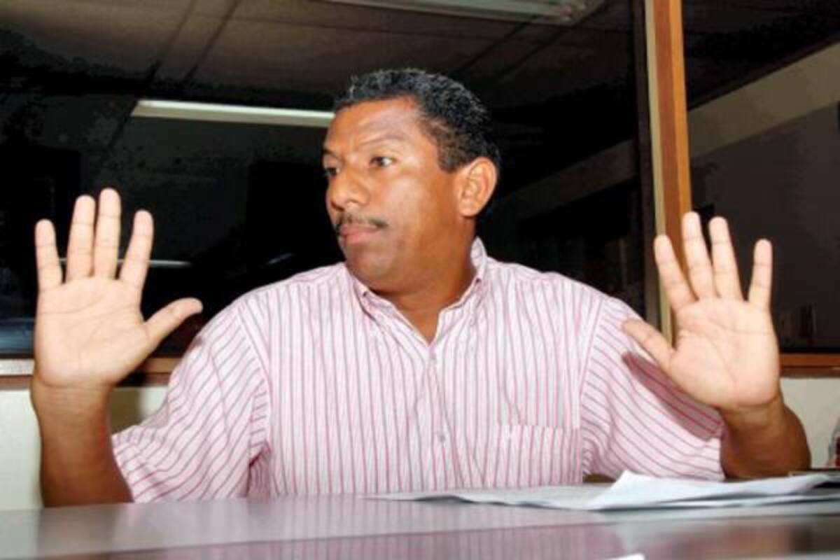 Suspenden al alcalde de Turbana por no cumplir cuota de género en su gabinete