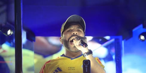 Abelardo De la Espriella rechaza fallo sobre propaganda con bandera de Colombia y lema