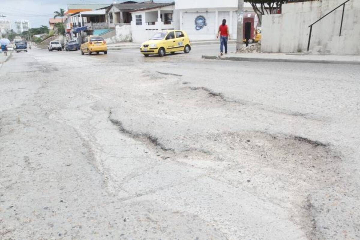 Avenida de Daniel Lemaitre. JULIO CASTAÑO - EL UNIVERSAL