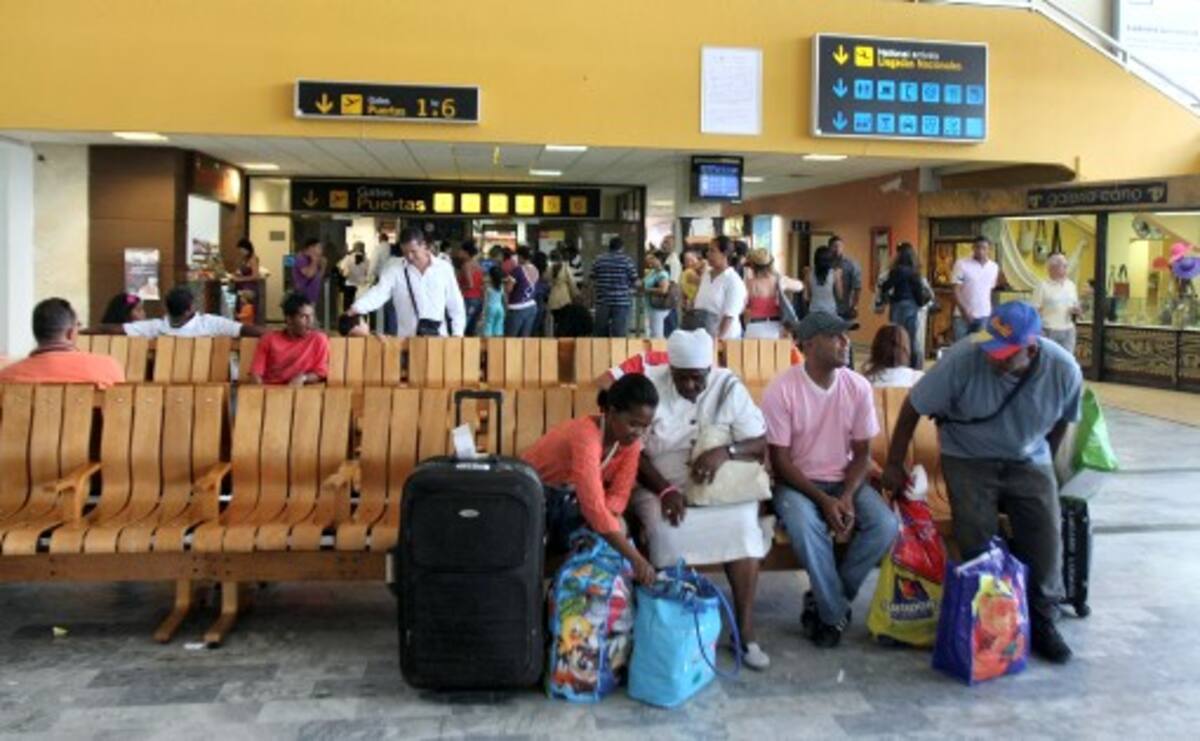 La terminal aeroportuaria registró total normalidad ayer, a pesar del gran flujo de pasajeros. AROLDO MESTRE