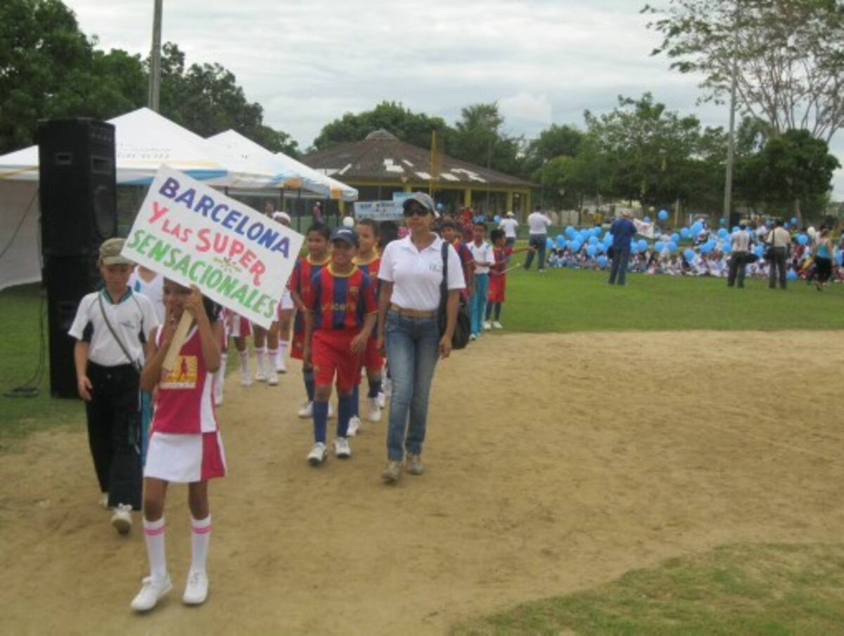 Varios estudiantes esperan sobresalir en las competencias de los Juegos Deportivos que organiza esta institución educativa.