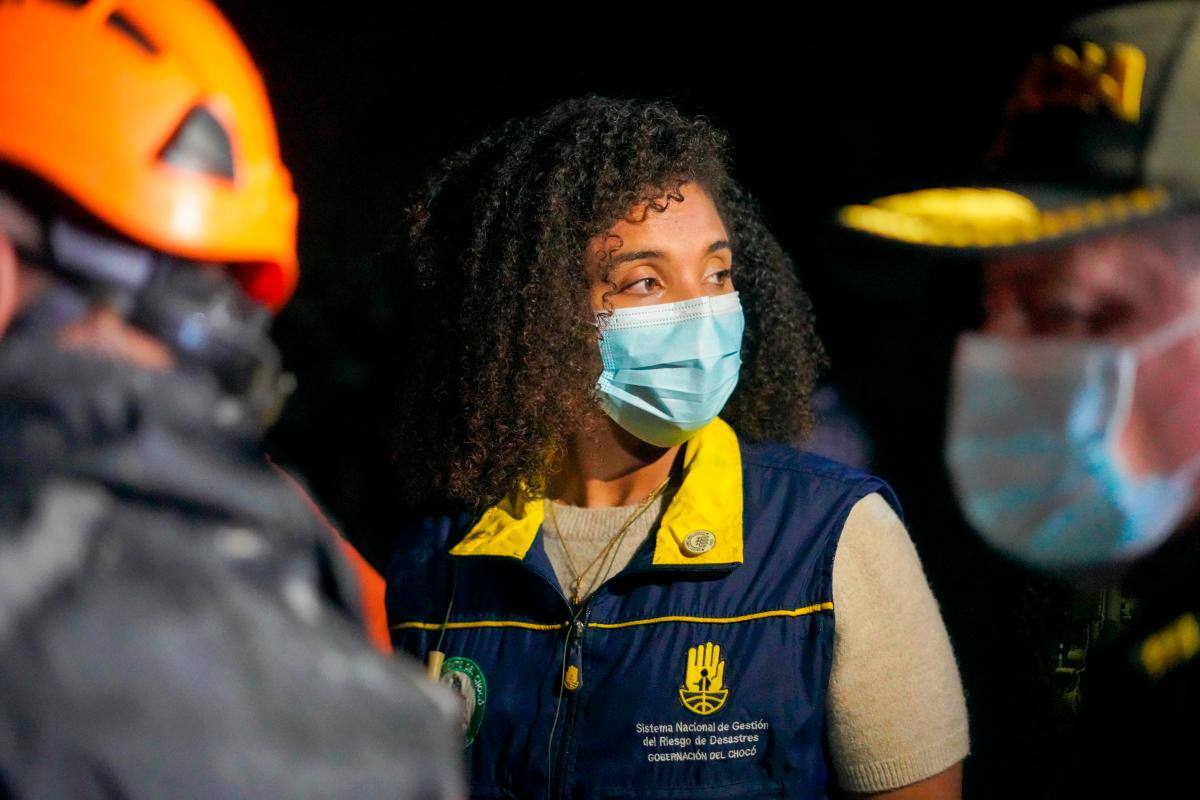 Gobierno destina medio billón para recupera vía Medellín - Quibdó
