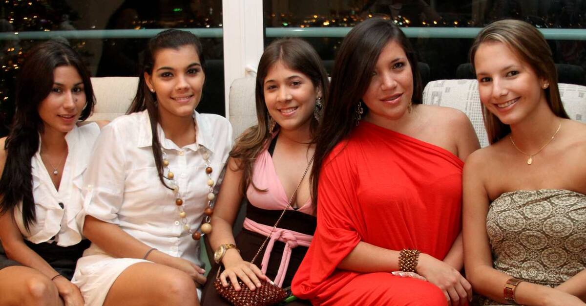 María Lucía Vellojín, Diana Mordecai, Milena Espitia, Gía Trespalacios y Julia Villalba.