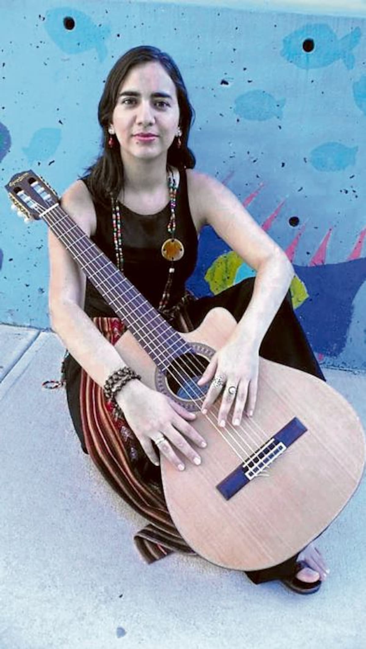 Esta colombiana crea e interpreta temas propios y ajenos que hacen parte del cancionero latinoamericano. FOTO: JULIO CASTAÑO