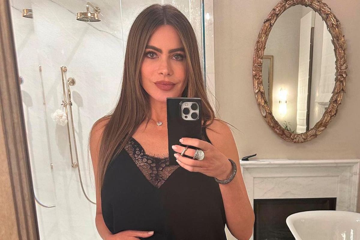 Foto: ¿Nuevo amor? Sofía Vergara se dejó ver muy sonriente con un doctor