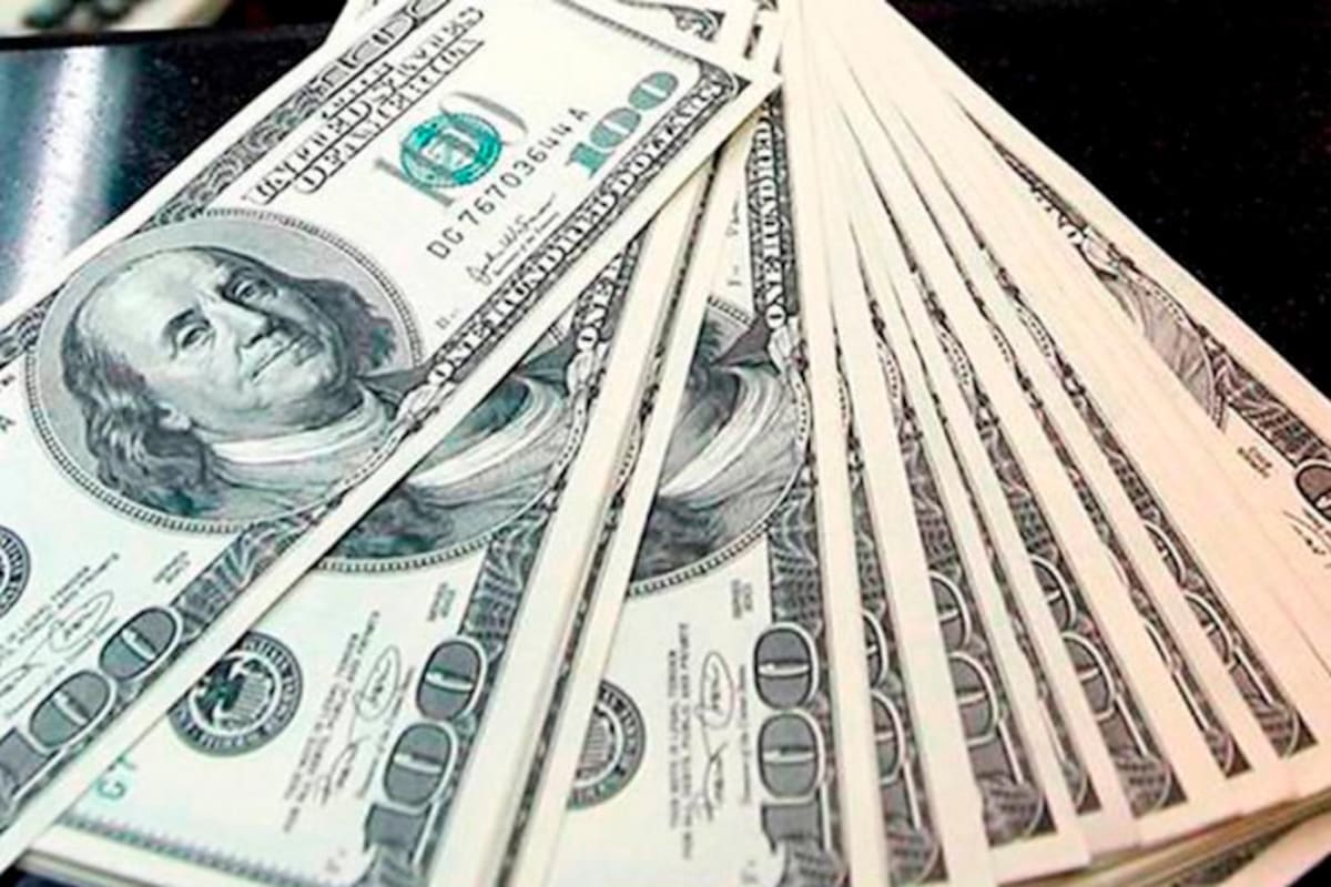 Histórico: precio del dólar llega a los 5.000 pesos