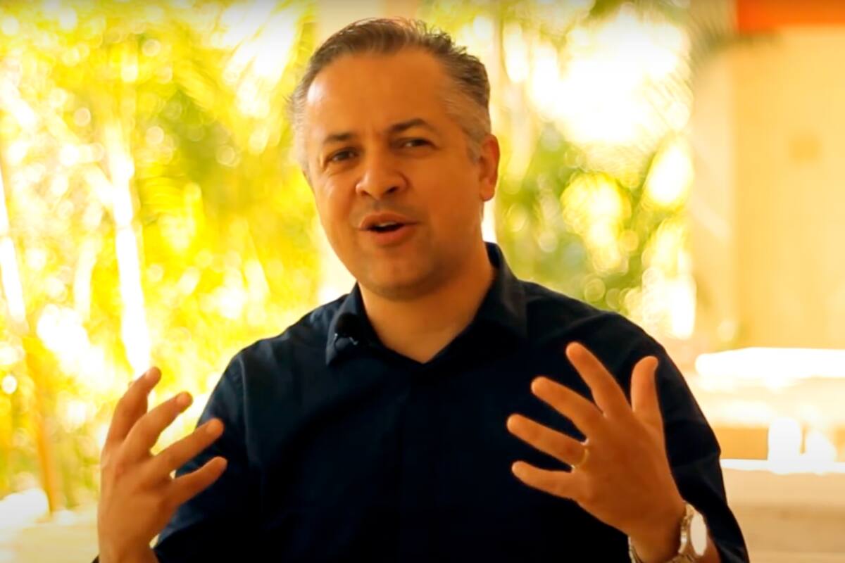 “La eterna pelea es lo que no permite avanzar a Colombia”: Alejandro Ospina