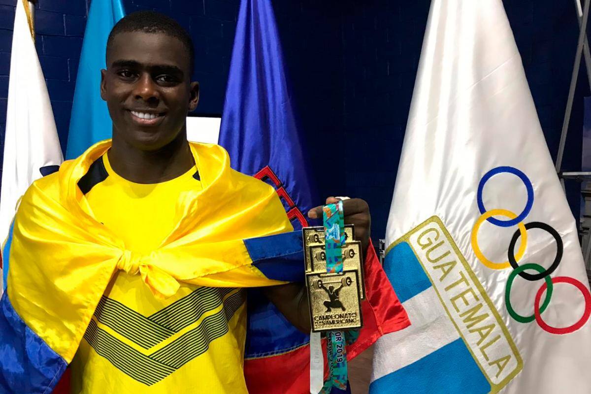 Jhonatan Rivas puso el sello dorado de Colombia en el Panamericano de Pesas