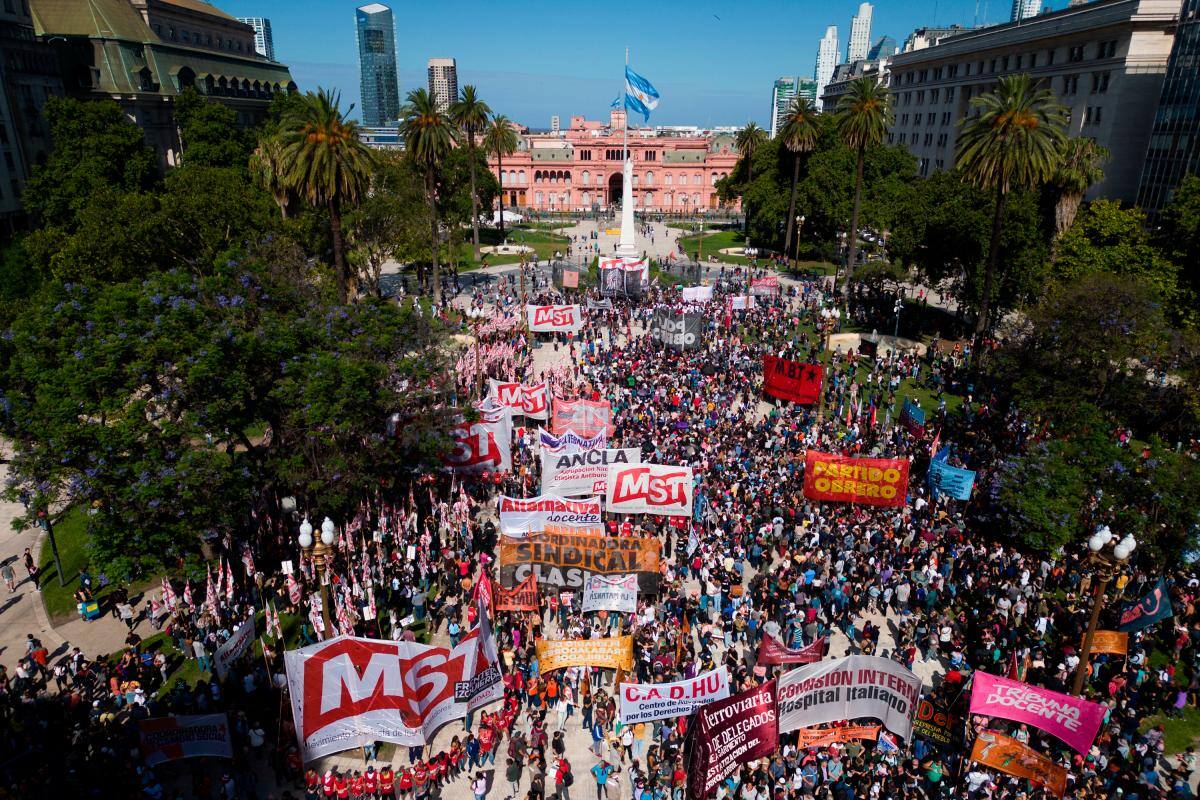 Sindicatos y organizaciones sociales marcharán contra las reformas de Milei