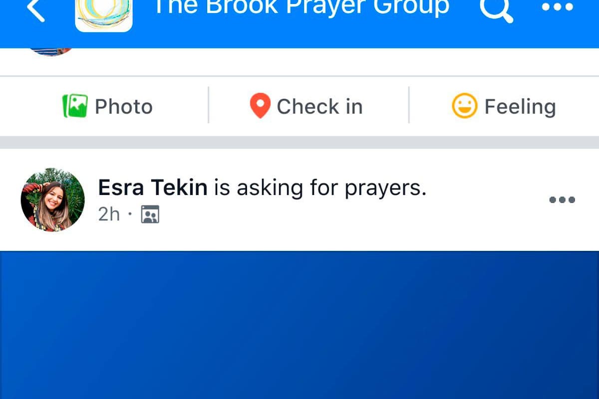 Algunos elogian, otros cuestionan botón de orar de Facebook