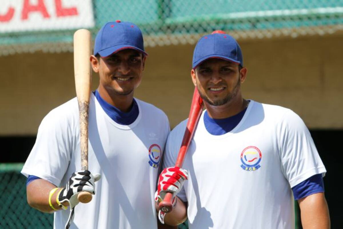 Los Solano cumplieron este viernes un gran sueño en Panamá: jugar al lado del veterano de Grandes Ligas y representar como familia a la selección colombiana que busca alcanzar el pasaje a su primer Clásico Mundial de béisbol. Luis Eduardo Herrán