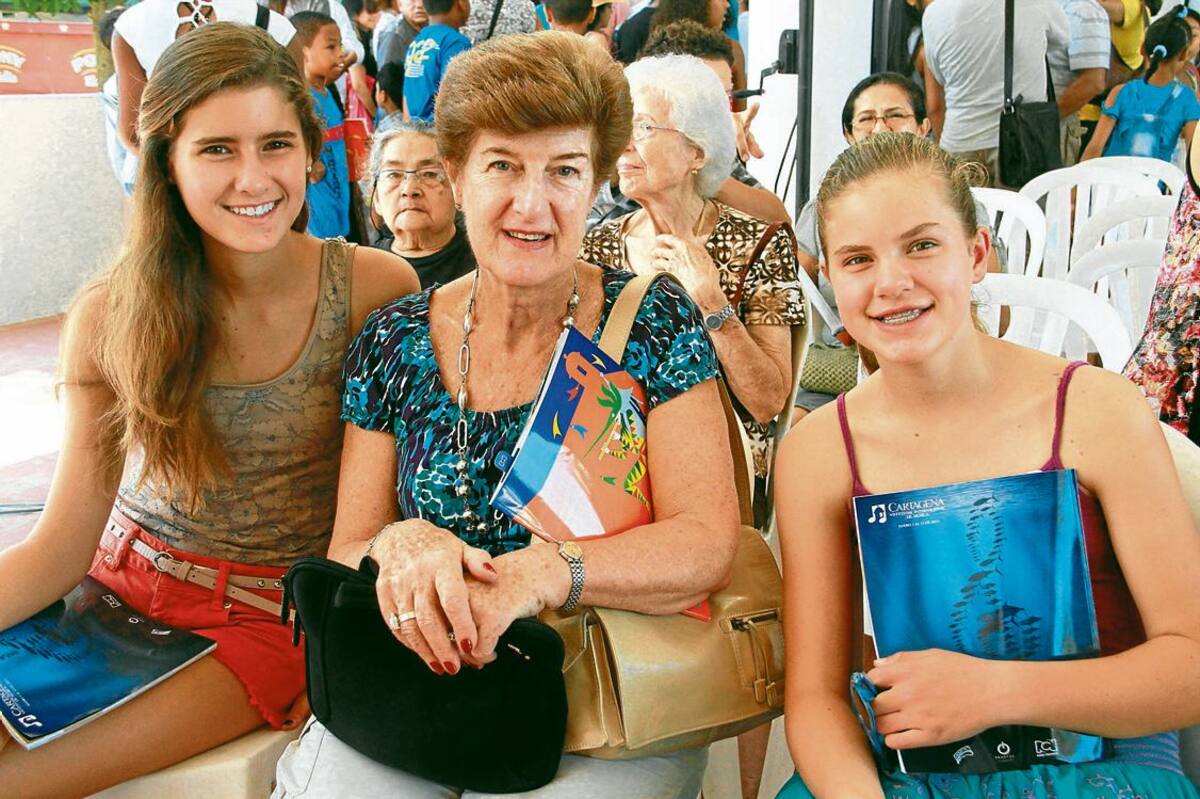 Gabriela Copello, María Victoria Vergara y Verónica Copello.