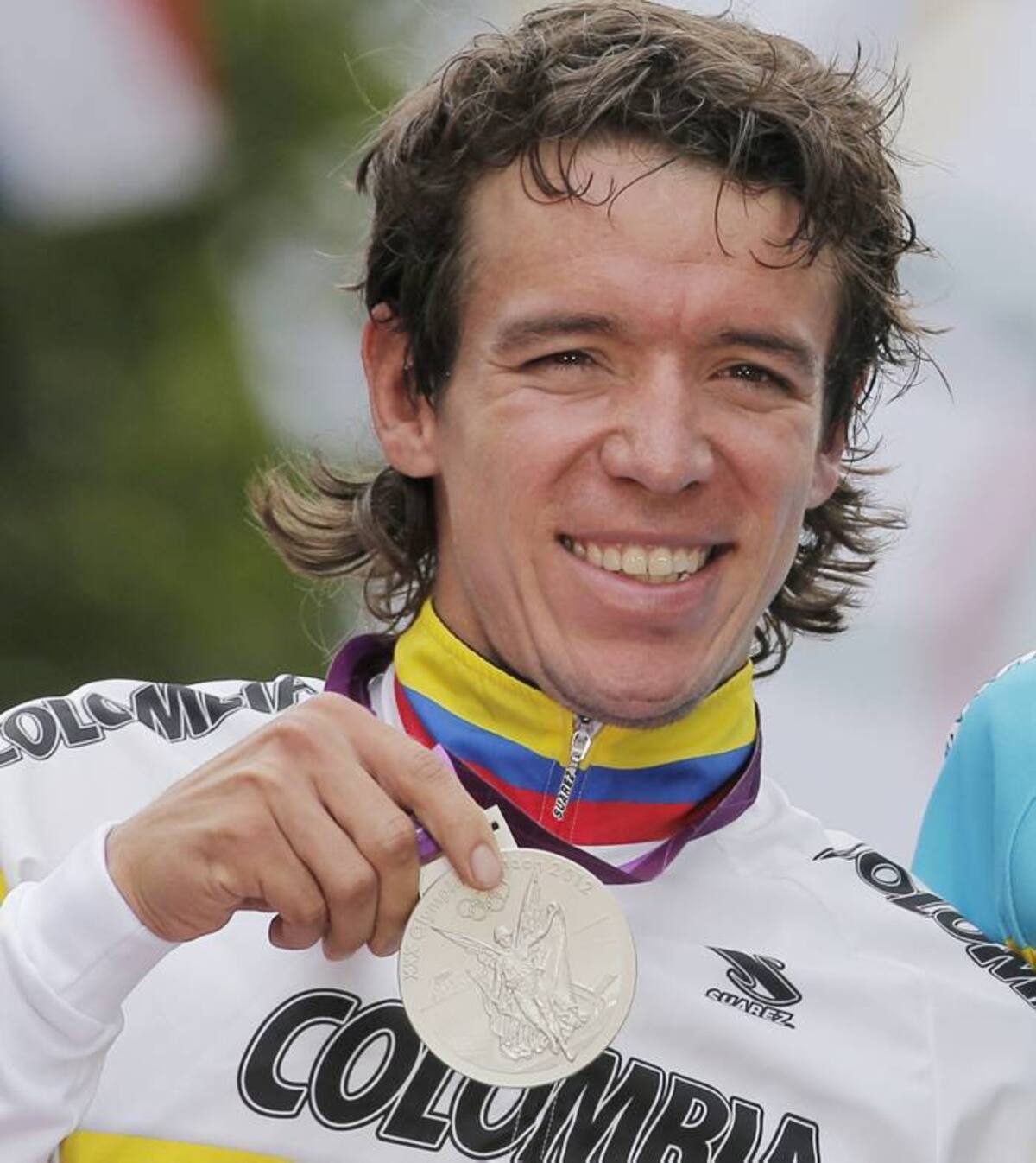 El presidente agradeció al ciclista por dejar en alto el nombre de Colombia. AP