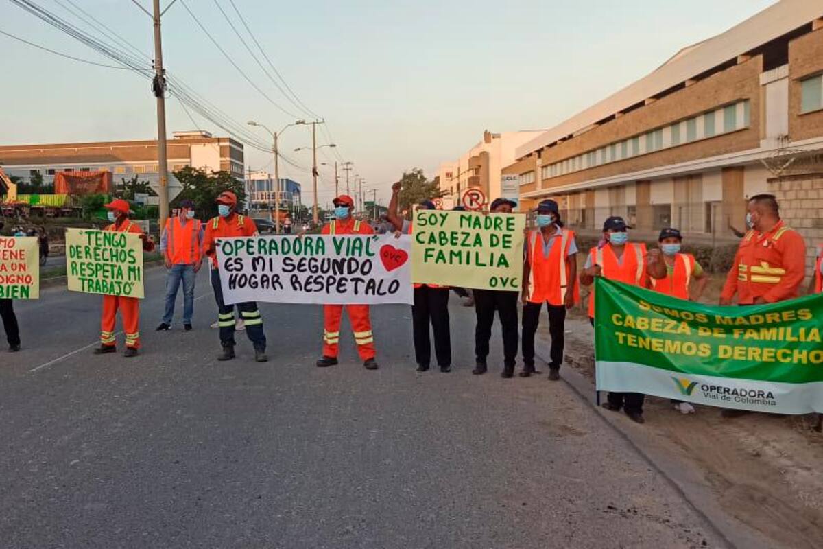 Empleados de los peajes de Cartagena piden que los dejen trabajar