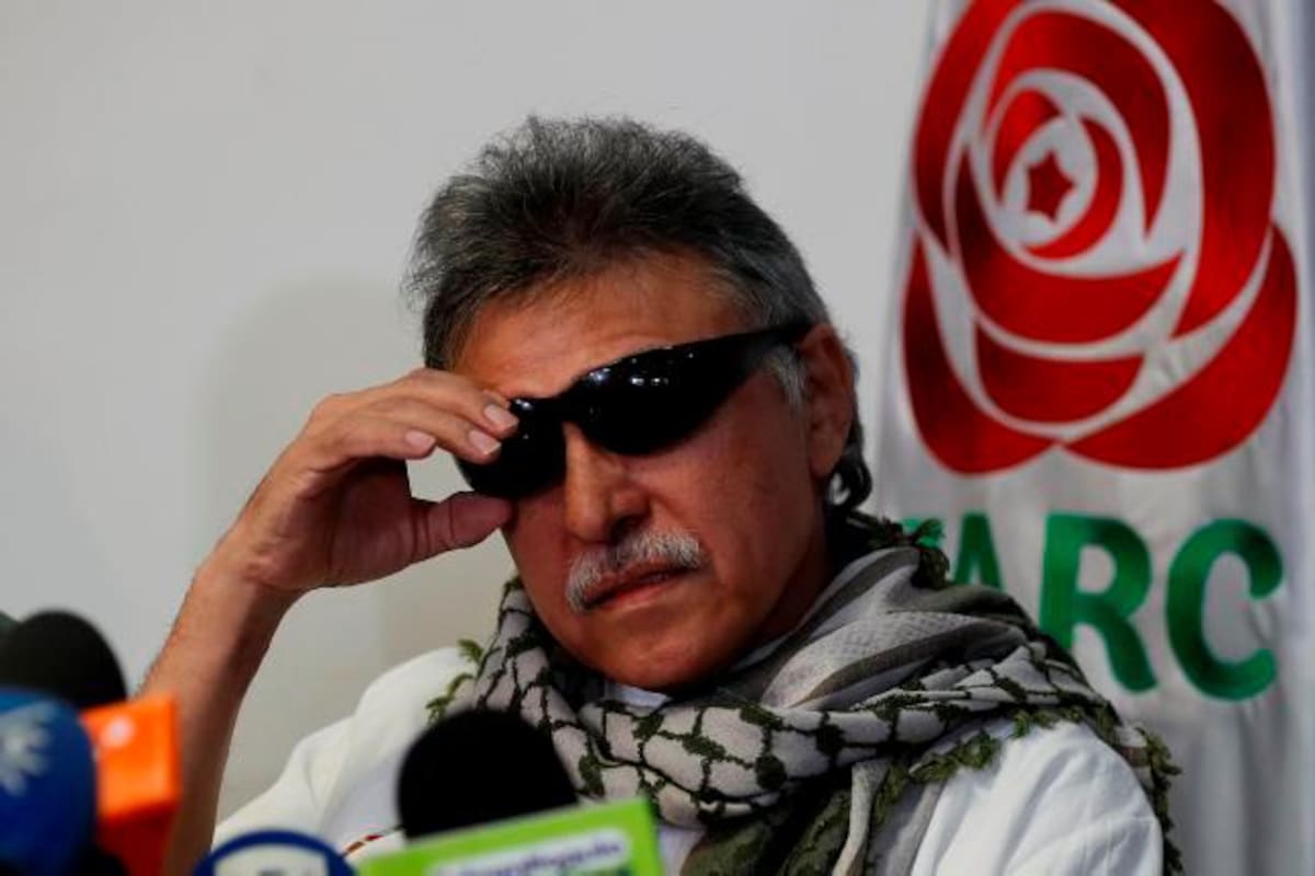 ¿Por qué Jesús Santrich usaba siempre lentes oscuros? ¿De qué sufría?