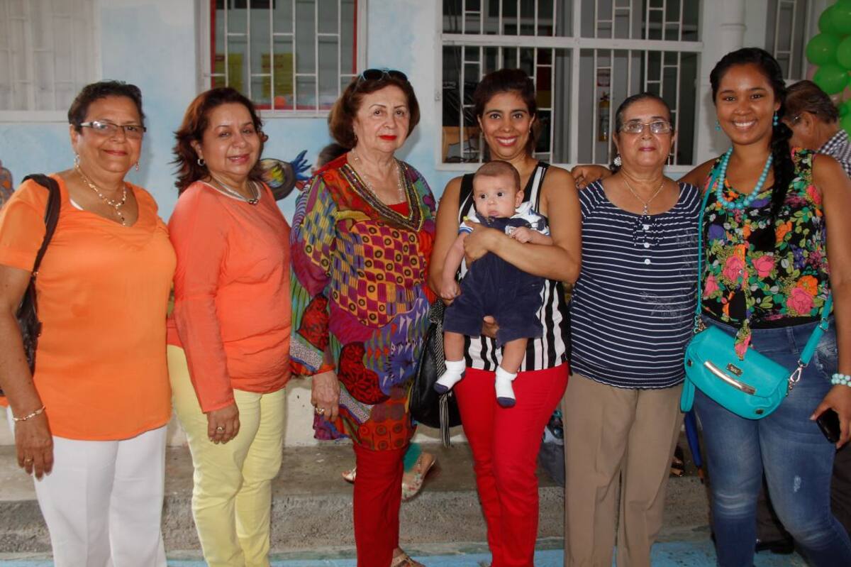 Edith Trocha, Astrid de Ávila, Alcira Ricardo, Mónica Mercado, con Elí David, Yaneth Morales y Sandy Martelo.
