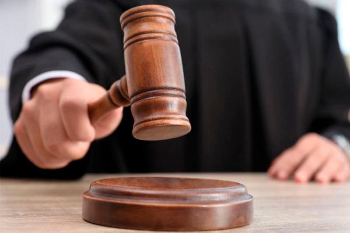 ¡Declarada culpable! Mató y escondió el cadáver de su hijastro en una caja