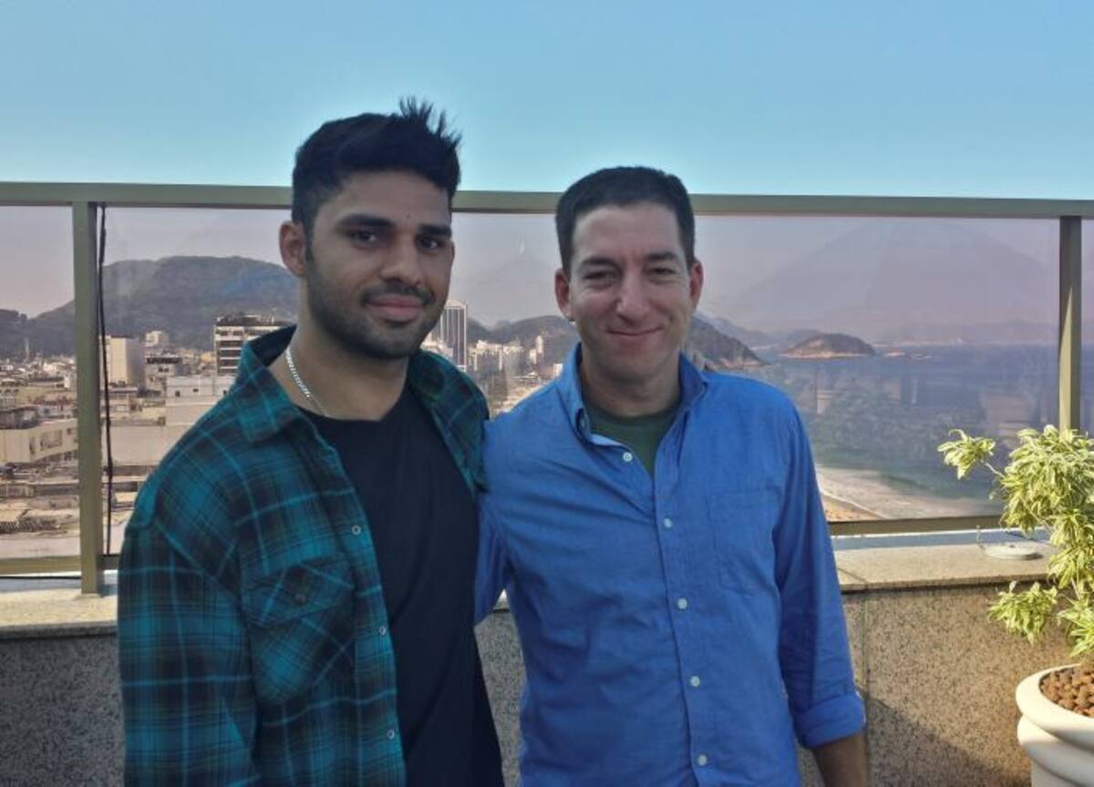David Miranda y Glenn Greenwald, periodista de The Guardian que reveló los secretos de inteligencia de Estados Unidos. AP