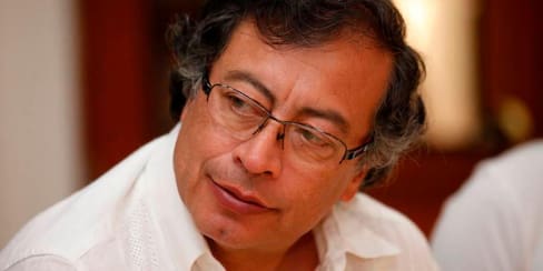 Erradicación forzosa debe continuar: Estados Unidos le advierte a Petro