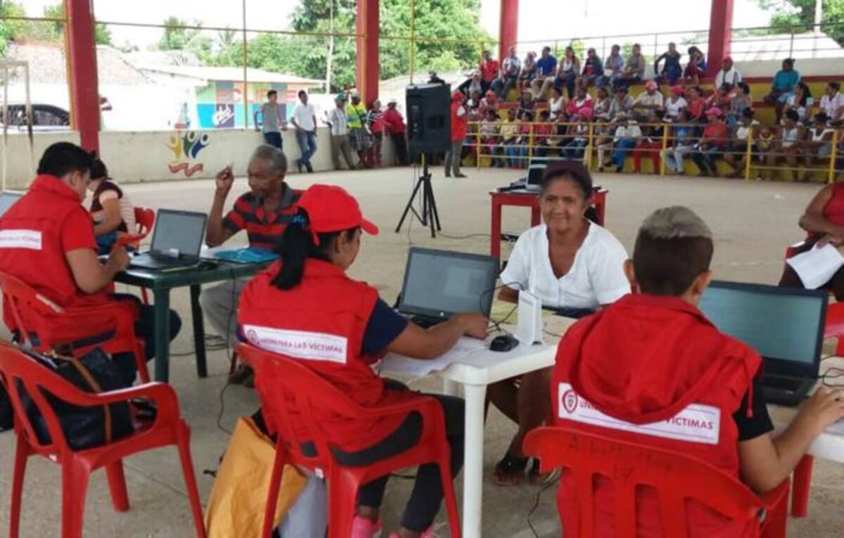 Jornada de atención a víctimas en San Benito Abad. CORTESÍA.