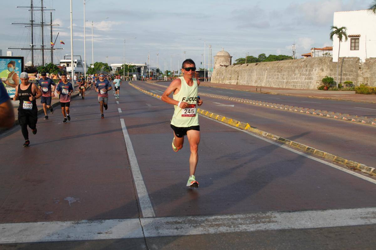 El antioqueño José David Cardona ganó la Media Maratón del Mar