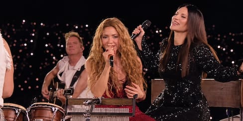 Shakira y Laura Pausini protagonizaron un emotivo momento al cantar ‘Antología’ en Madrid