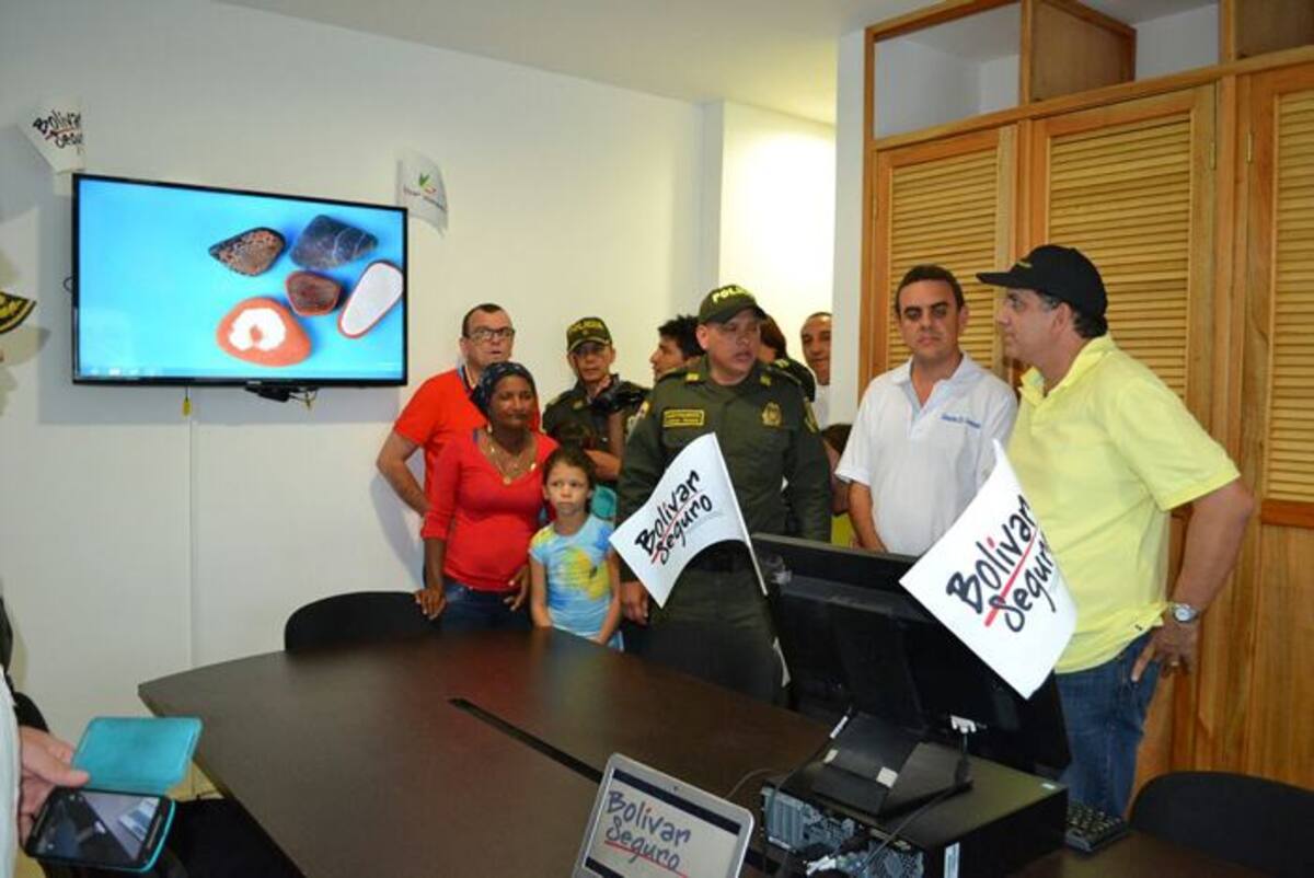 La administración departamental en compañía del alcalde del municipio de El Guamo inauguraron cuatro importantes obras, que le apuestan al desarrollo de la población Lila Leyva/El Universal/