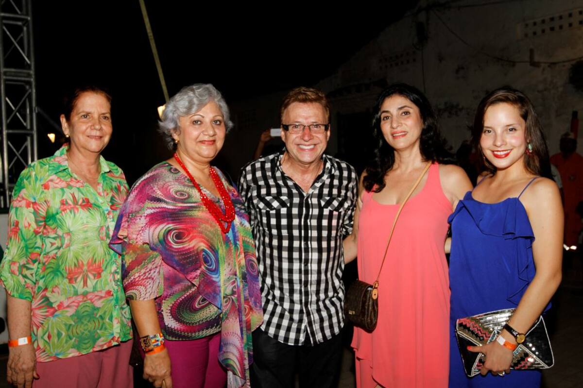 Katia Dumar, Cecilia Piñeres, Jairo Martínez Margarita Amín y Andrea Ríos.