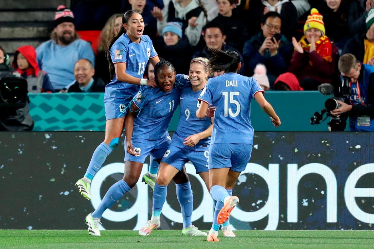 Francia avanzó a los cuartos de final del Mundial Femenino