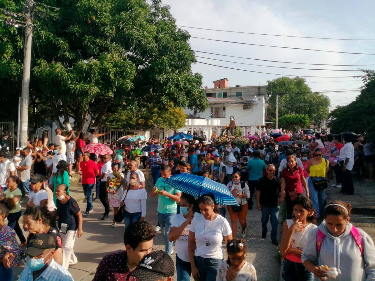 Procesión de la Virgen del Carmen recorrió las calles de Blas de Lezo. //ÓSCAR DÍAZ EL UNIVERSAL