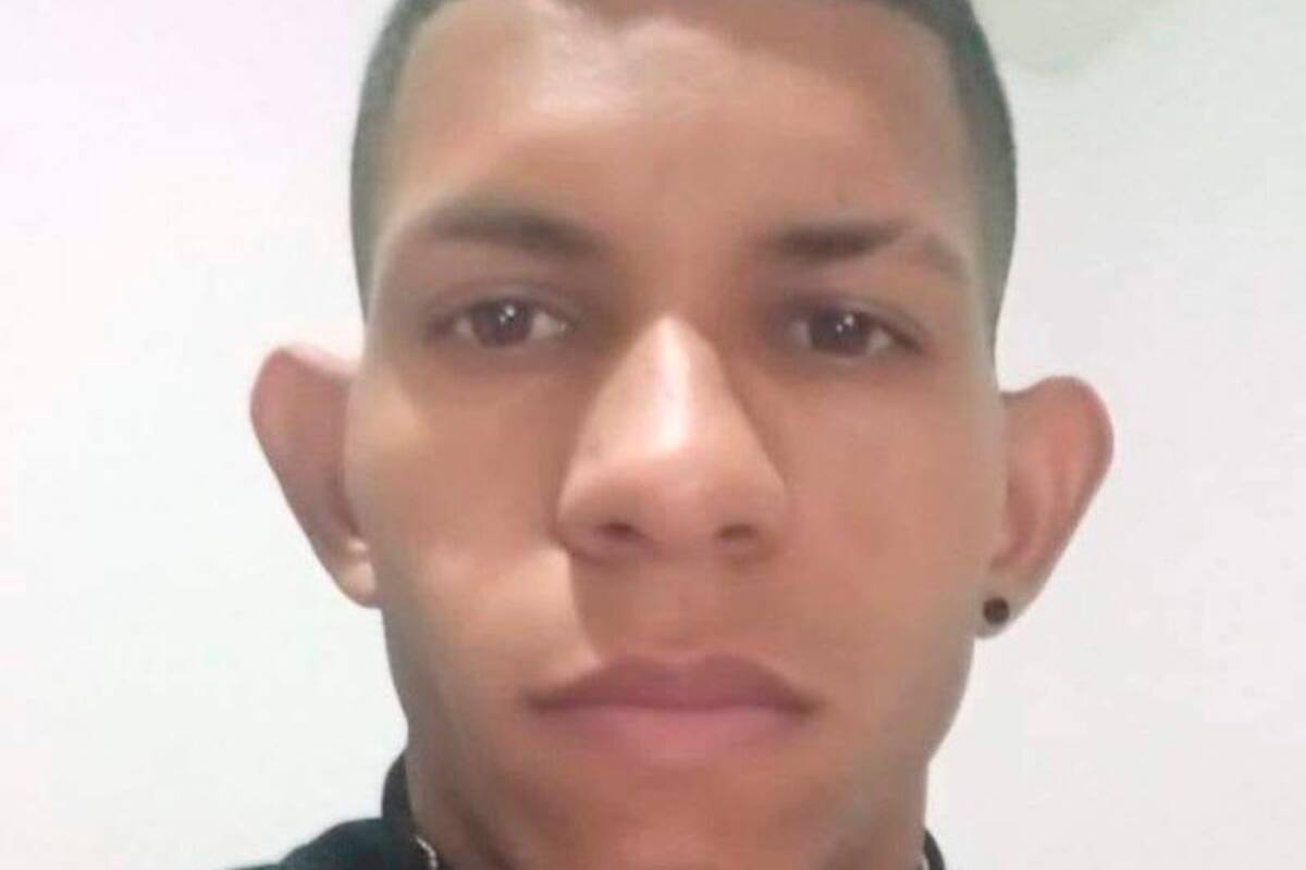 De 4 balazos matan a hombre y le dejan cartel amenazante: hay hipótesis