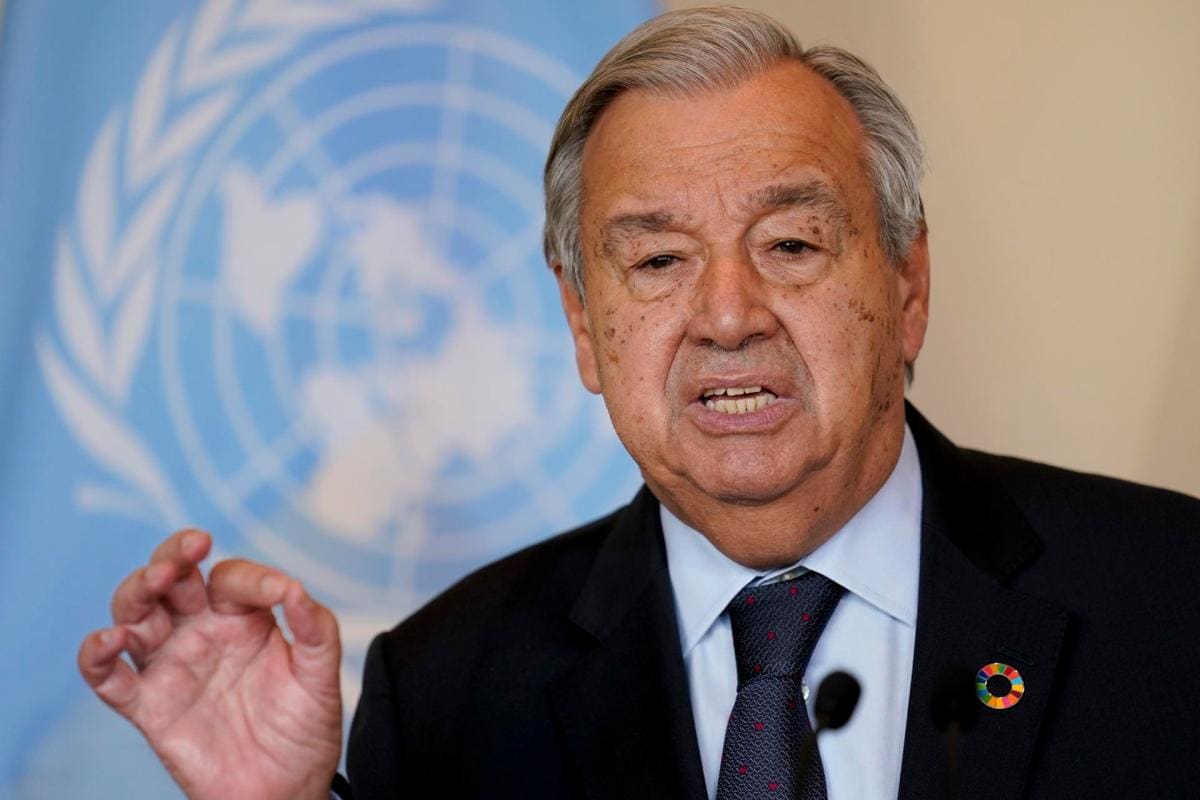 Secretario General de la ONU llega de visita sorpresa a Somalia