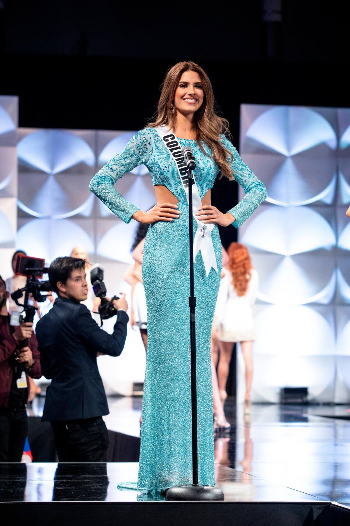 Gabriela Tafur, durante el ‘opening’ de la Gala preliminar de Miss Universo.//Foto: Miss Universo.