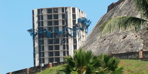 Presentan demanda contra constructores del edificio Aquarela