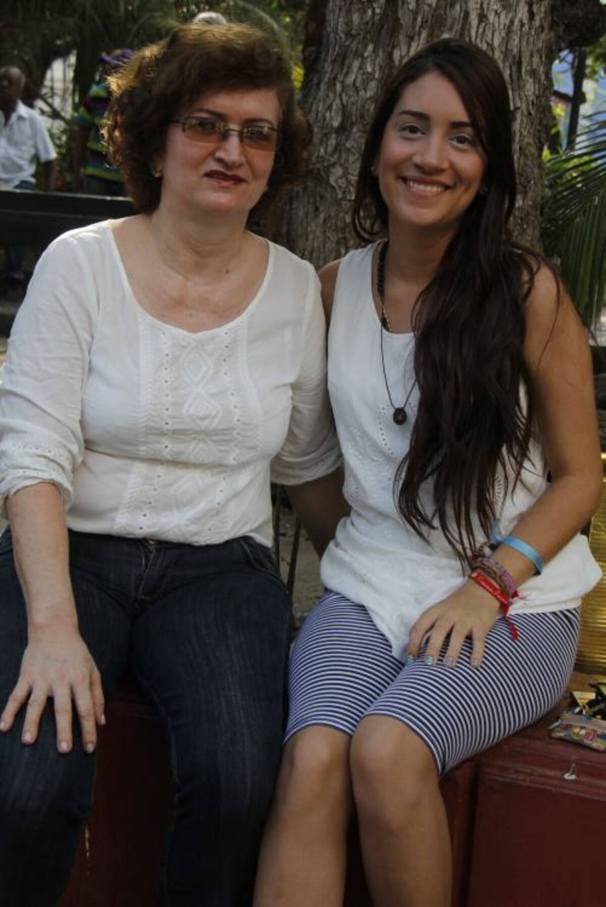 Luz Estella Osorio y Verónica Lecompte.