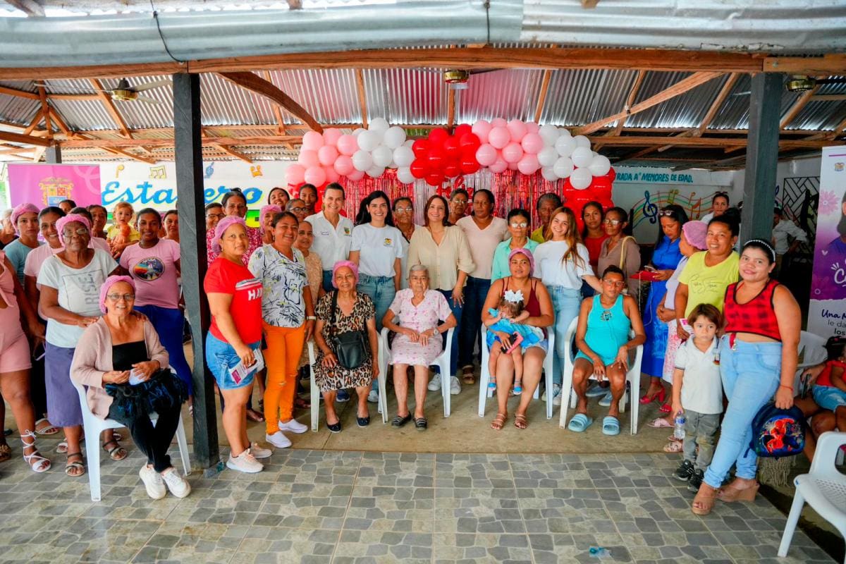 Gobernación de Bolívar celebró del Mes de las Madres en Macayepo y Magangué