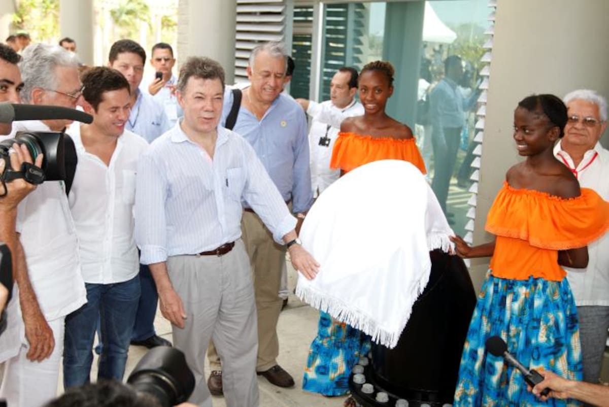El presidente Juan Manuel Santos hace presencia en la inauguración. AROLDO MESTRE - EL UNIVERSAL