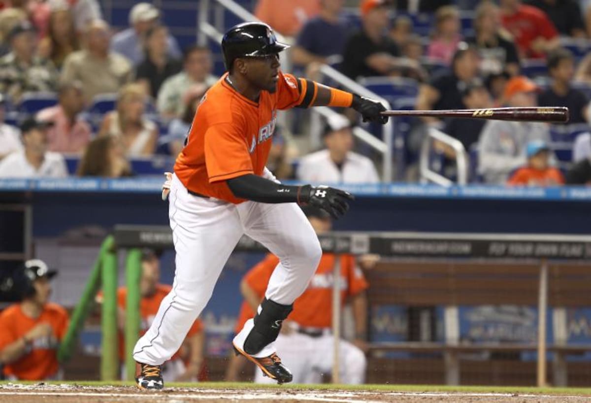 Marcell Ozuna se quedó a un jonrón de completar el ciclo o escalera. AP