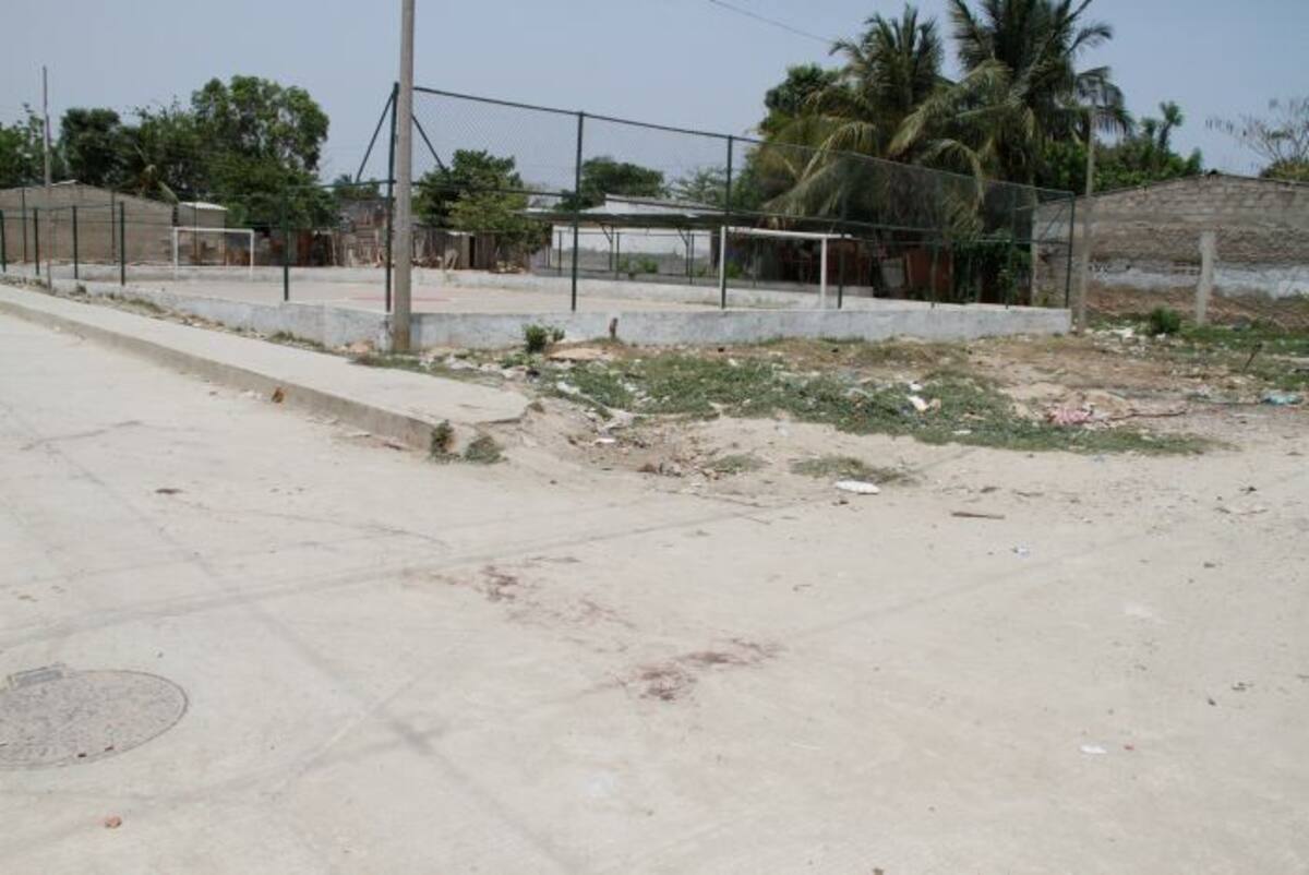 Al menor lo alcanzó la bala perdida en la calle 16 de Nuevo Paraíso, sector Pantano de Vargas.