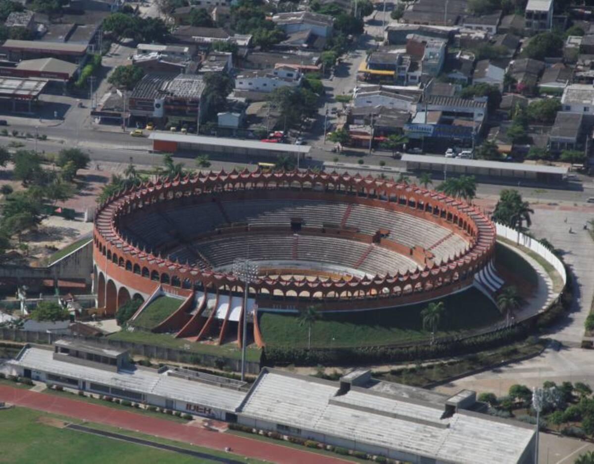 El llamado Tsunami Vallenato en la Plaza de Toros y el presunto chantaje a los empresarios exigiendo dineros por un permiso, desató reacciones sobre la organización de eventos en la ciudad Óscar Díaz
