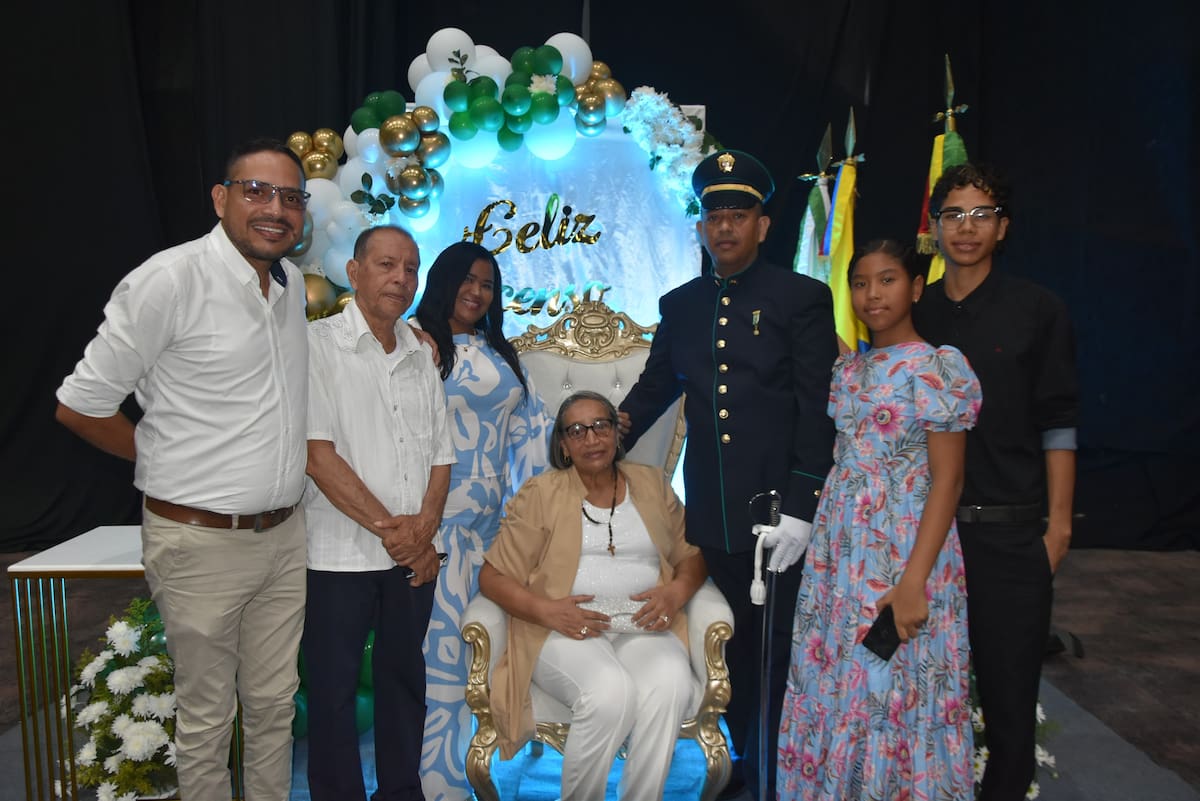368 policías avanzaron en su carrera profesional con ascensos en Cartagena.