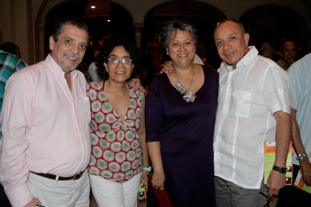 Abel Martínez, Rita Sierra, Lili Perea y Edgar Sierra.