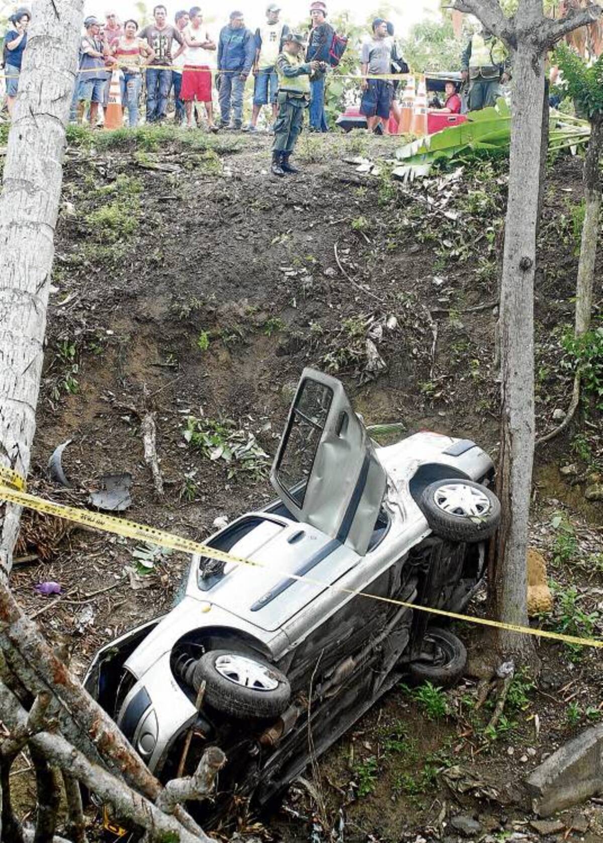 El automotor que arrolló y mató a las dos jóvenes en La Gallera está siendo estudiado para determinar las causas de la tragedia.