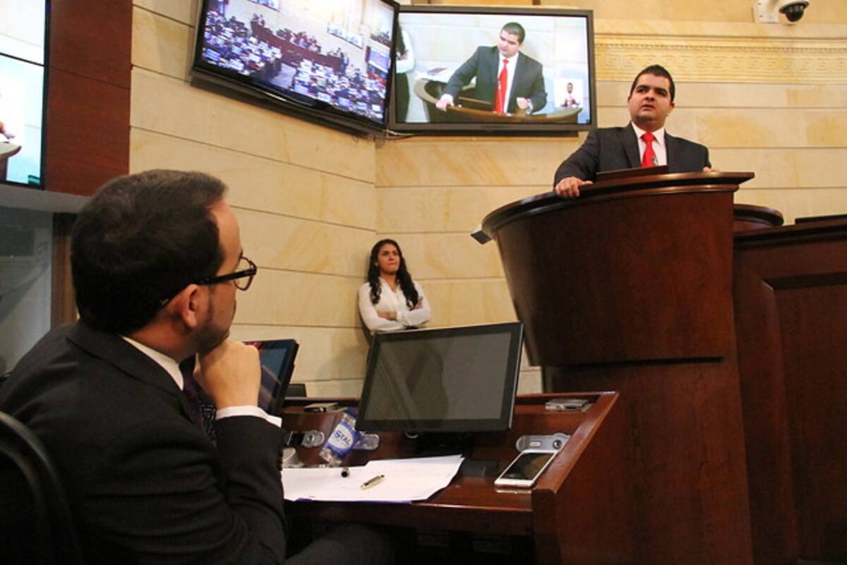La plenaria del Senado inició este martes el estudio del juicio político contra el magistrado de la Corte Constitucional, Jorge Pretelt. COLPRENSA