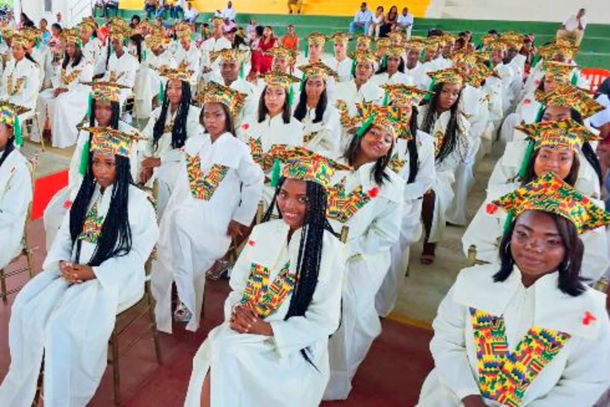 Estudiantes afrodescendientes de Maríalabaja se graduaron como bachilleres