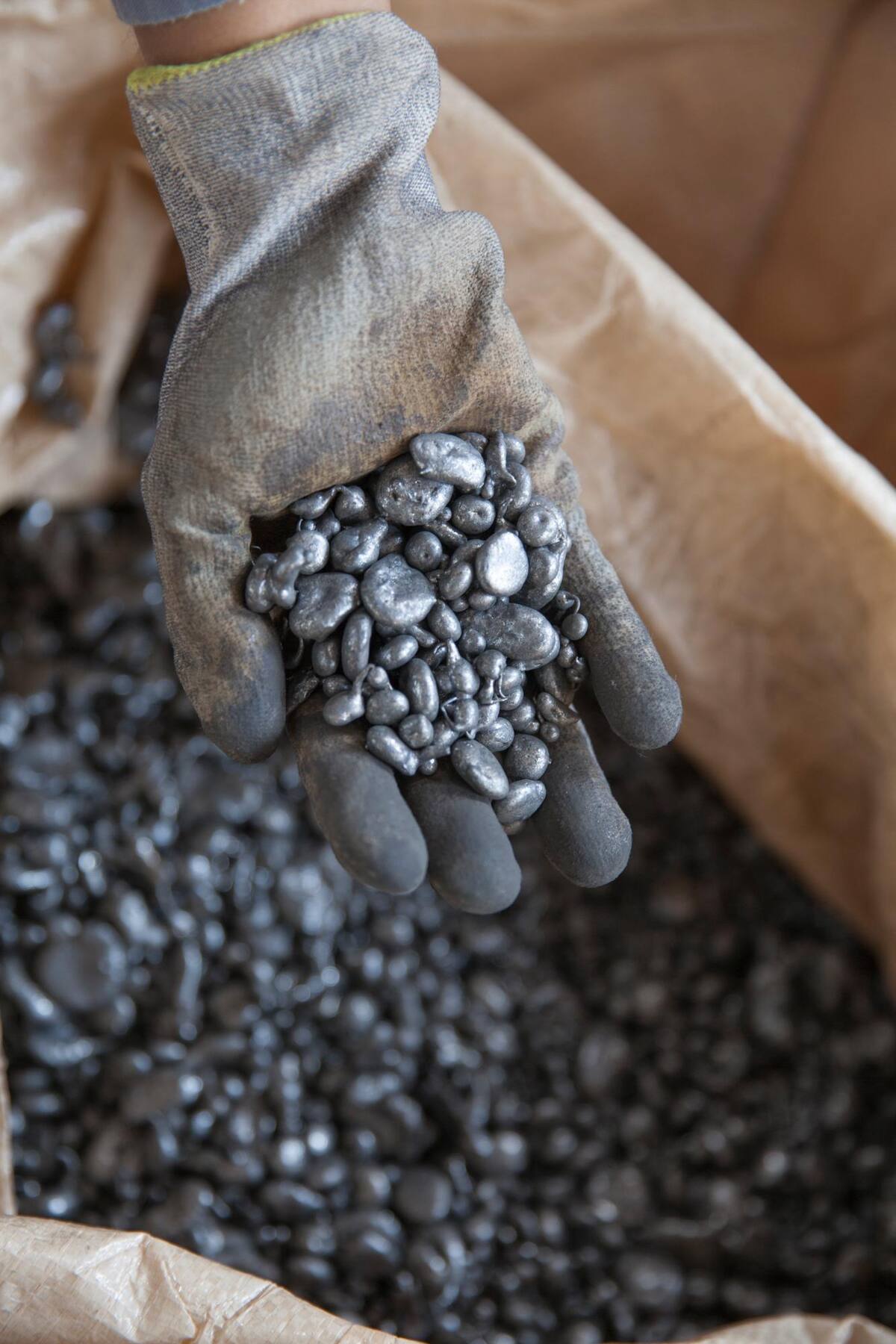 El sector minero genera regalías por $1,9 billones; y conjuntamente con energía e hidrocarburos representan el 7,3% del PIB nacional. //Archivo