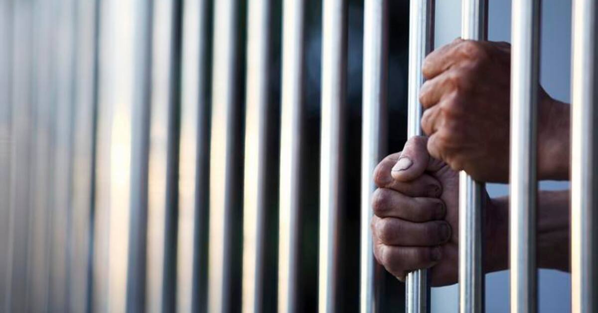 Envían a prisión a implicado de participar en el homicidio de padre e hijo