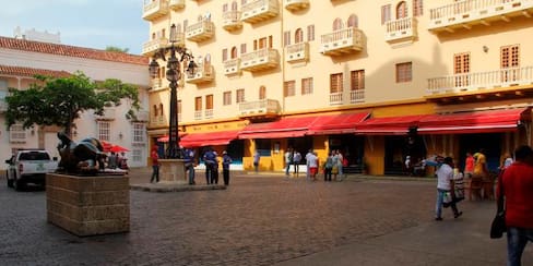 “No nos consta que se hayan apropiado ilegalmente de la plaza Santo Domingo”