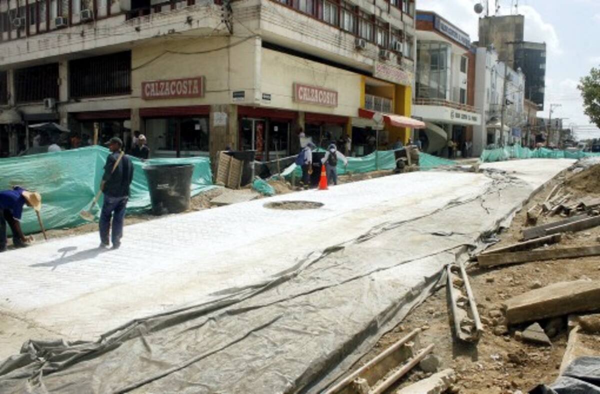 A raíz de las obras del centro los comerciantes han visto mermada su actividad. MANUEL SANTIAGO PÉREZ/EL UNIVERSAL/