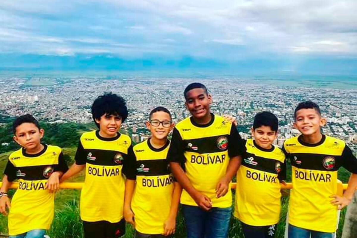 Los karatecas de Bolívar se colgaron seis medallas